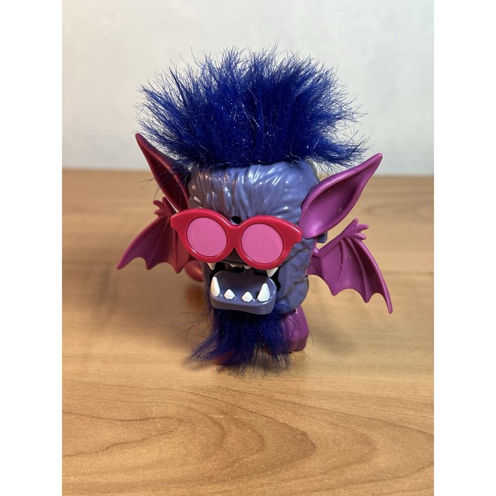 Scritterz Battyz Interactive Collectible Creature Moving Monster Spin Master Toy